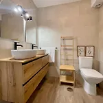 Piso Familiar Cerca De Playa アパート